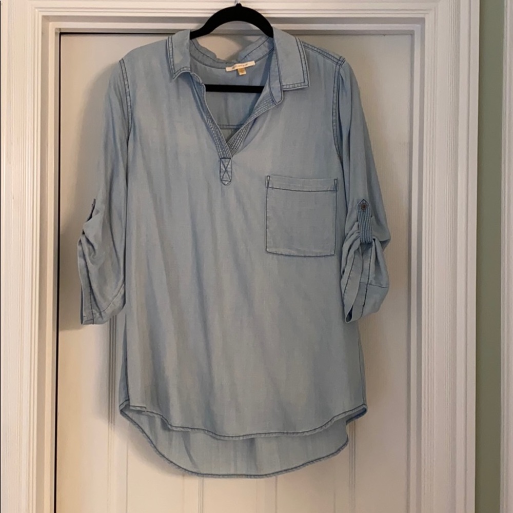 Collared shirt V neck